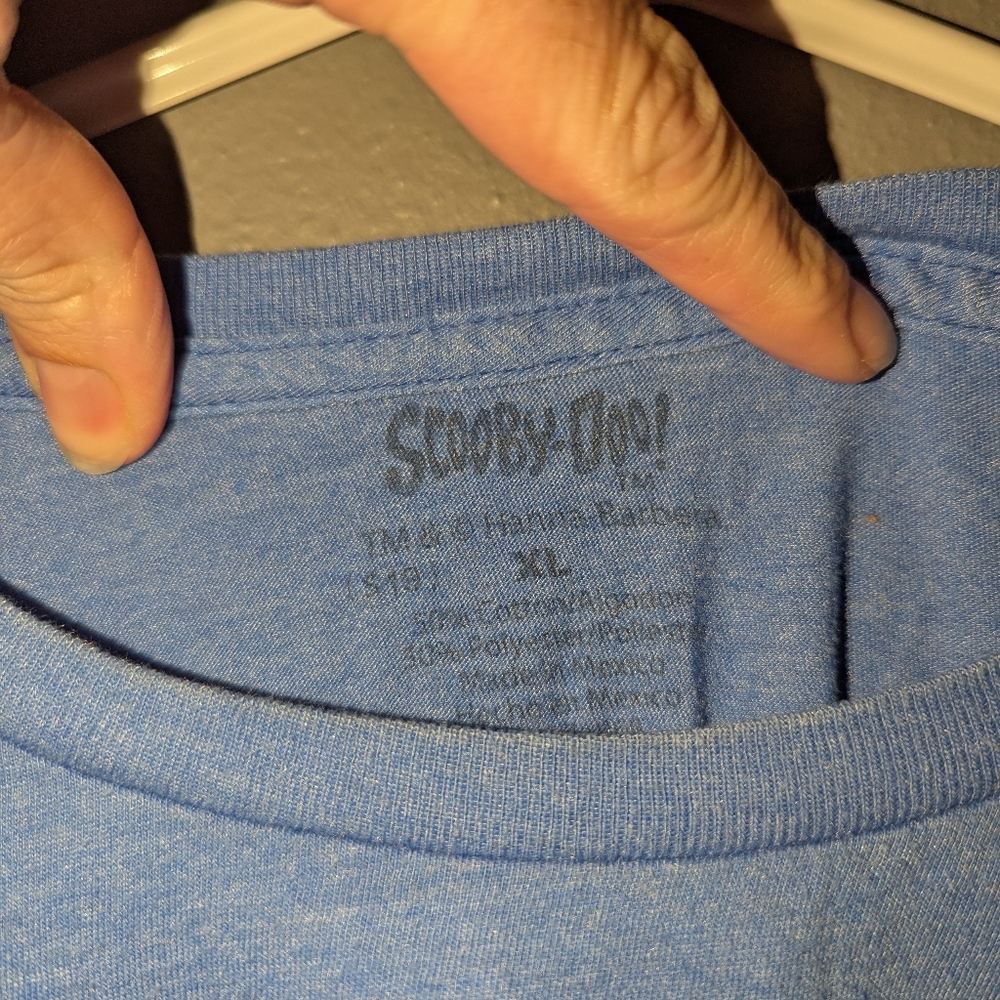Scooby-Doo Blue crewneck t-shirt size XL 23x 16x28. Cotton T-shirt. - Picture 2 of 3